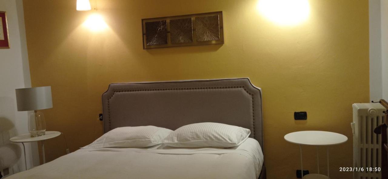 Dimora Storica Hotel Milánó Szoba fotó